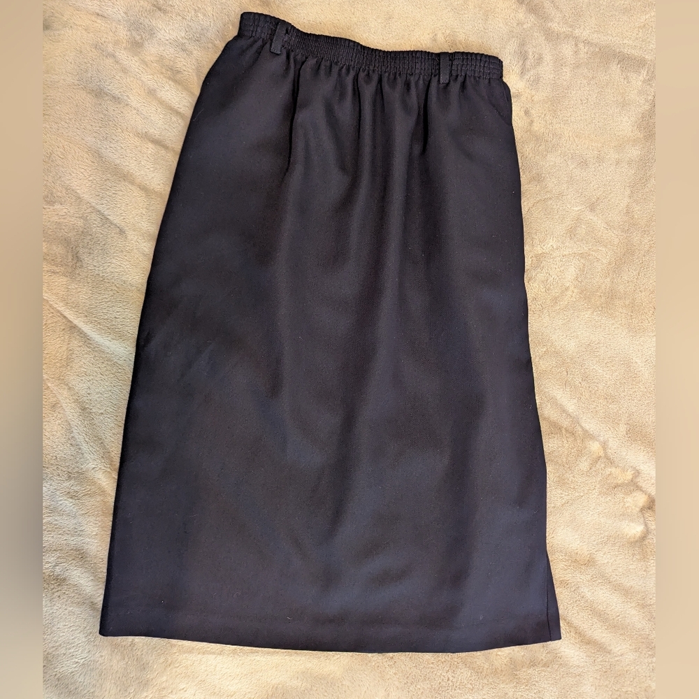 Vintage 1990s Alfred Dunner Womens Navy Blue Skirt Elastic Waist Medium